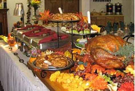 Thanksgiving-Buffet-Table-Decoration-Ideas-with-Table-Cover-Plus ... | Thanksgiving buffet table ...