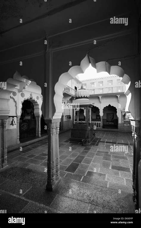 India, Rajasthan, Pushkar, hindu temple Stock Photo - Alamy