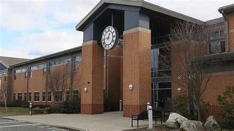 Ashland school board votes for hybrid learning upon return from holiday break