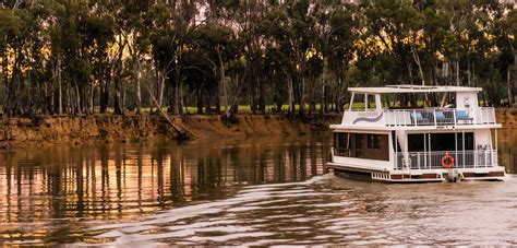 Moama on Murray Houseboats | Echuca, Murray River, Luxury