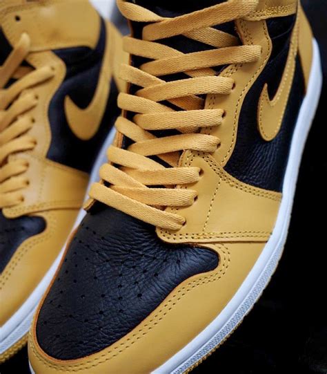 Air Jordan 1 Pollen 555088-701 Release Date - Sneaker Bar Detroit