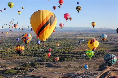 Albuquerque International Balloon Fiesta Celebrates 48th Event