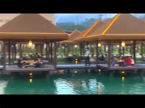 Monkey Canopy Resort Sg. Long - YouTube