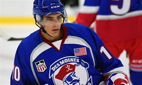 2017 NHL Draft Profile: Mario Ferraro