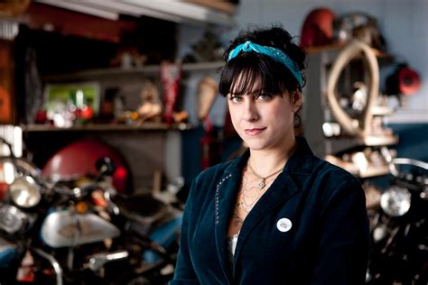 'American Pickers': Danielle Colby's Confusing First Date With Her Now ...