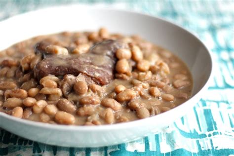 Pinto Beans With Ham Hocks Recipe | The Hungry Hutch