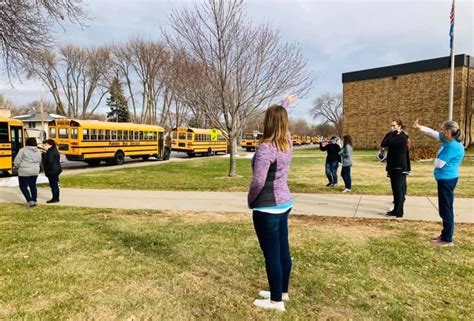 Shakopee Public Schools / Welcome to Shakopee Public Schools