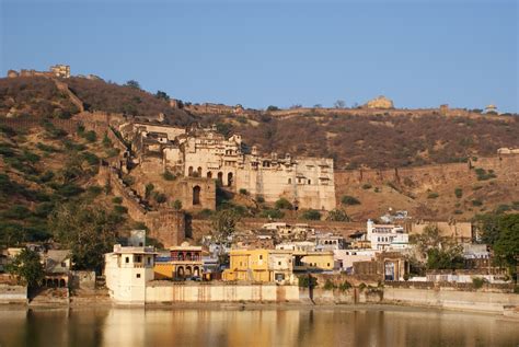 BUNDI Reviews, Tourist Places, Tourist Destinations, Tourist Information, BUNDI Information, India