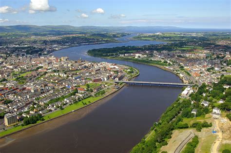 Derry Harbor in Derry, County Derry, Northern coast, Ireland - harbor ...