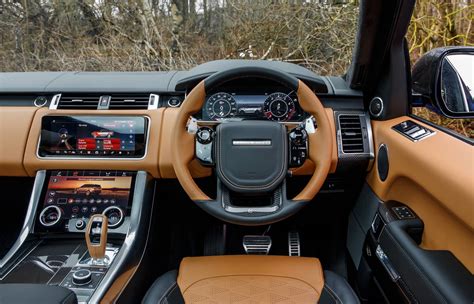 2018 Range Rover Sport SVR Review - GTspirit