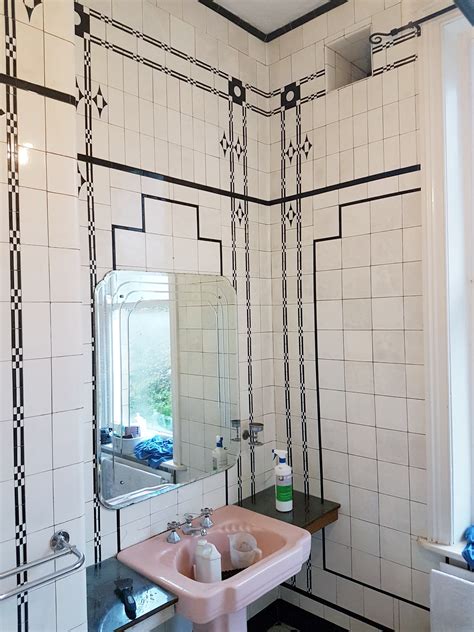 1940’s Art Deco Ceramic Tiles Bathroom Deep Cleaned in Leeds – Tiling Tips – Tips and ...