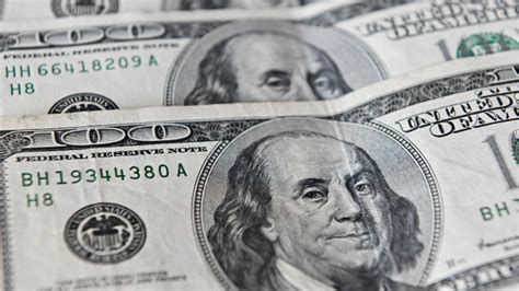 ‘King dollar’ surges as Fed presses ahead with rate rises