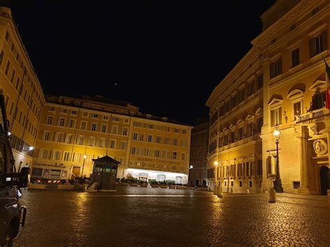 Palazzo Montecitorio (Map, Images and Tips) | Seeker