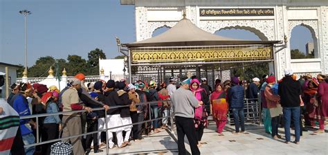 Gurudwara Bangla Sahib: History, Timings, Address & Things To Do - Jovial Holiday