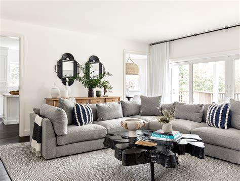 What pillows go with a grey couch? How to style your sofa | Livingetc