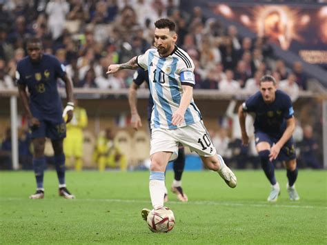 Finally. Lionel Messi leads Argentina over France to win a World Cup ...