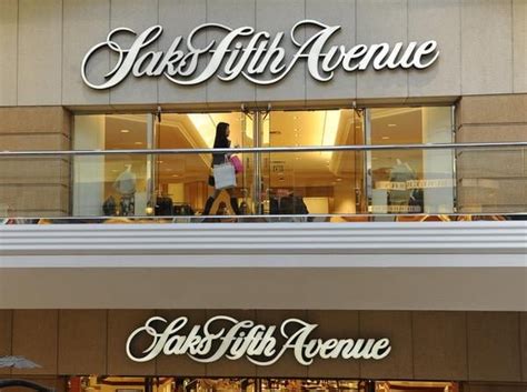 POSSIBLE SAKS FIFTH AVENUE LOCATIONS IN CANADA