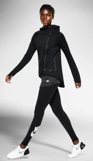 nike.com | Sports apparel design, Womens performance wear, Outfits athletic