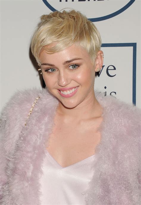 The right pixie cut for your face shape – SheKnows