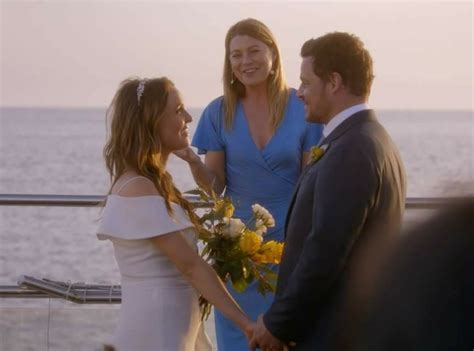 Meredith Grey officially married Alex Karve & Jo Wilson last night on ...