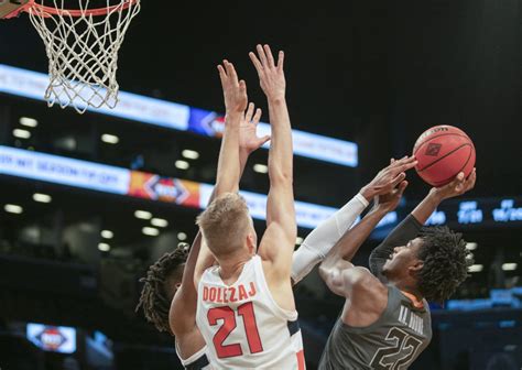 Men's Basketball drops out-of-conference matchup to Oklahoma State