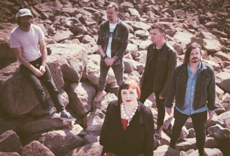 Slowdive New Single ‘Alife’ - Latest Music News + Gig Tickets From Get To The Front - Music News ...