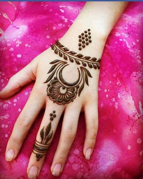 Beautiful and Easy Henna Arabic Mehndi Designs for every occasion ...