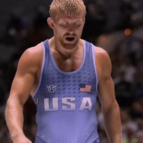 The interesting strength training method of Kyle Dake : r/wrestling