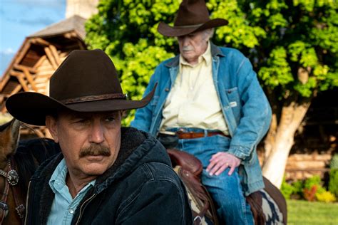 See Photos From The ‘Yellowstone’ Season 2 Finale ‘Sins Of The Father ...