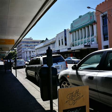 While waiting for my laundry I had a coffee and enjoyed the atmosphere Hawke's Bay, Napier, Work ...