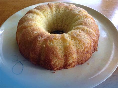 Barefoot Contessa Lemon Cake - Baking, Sweets - Hungry Onion