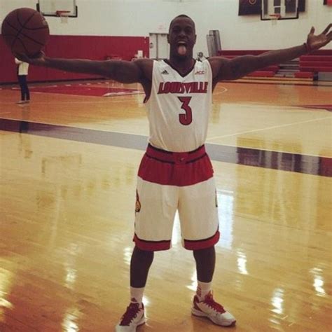 Louisville Debuting New Basketball Uniforms?