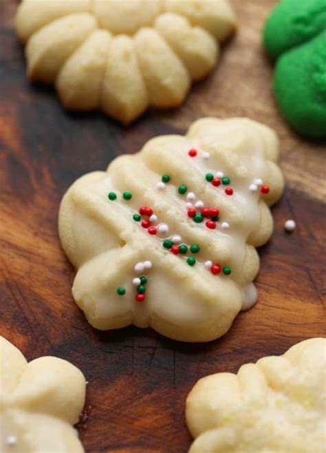 Perfect Spritz Cookies | Cookies and Cups