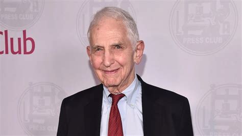 Pentagon Papers Whistleblower Daniel Ellsberg Has Terminal Cancer