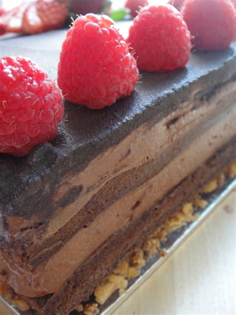 Simple Indulgence: Chocolate Mousse Cake