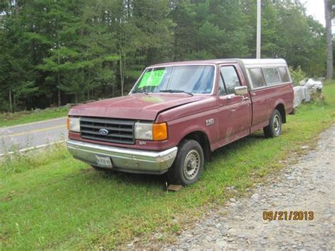 Sell used 1988 Ford F-150 Custom Standard Cab Pickup 2-Door 4.9L in ...