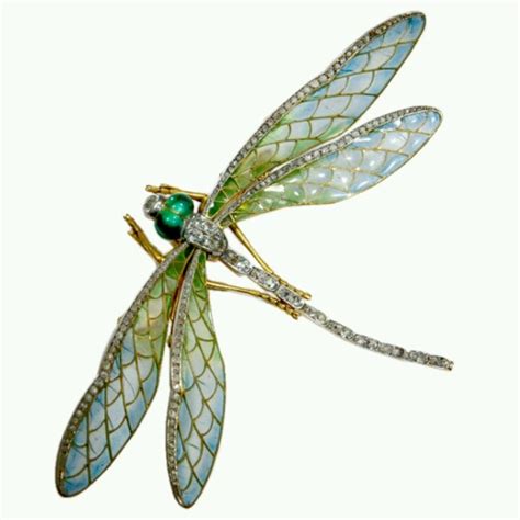 This is the most beautiful dragonfly jewelry I've ever seen! I love it ...