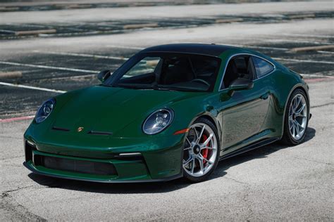 No Reserve: British Racing Green 2022 Porsche 911 GT3 Touring 6-Speed for sale on BaT Auctions ...