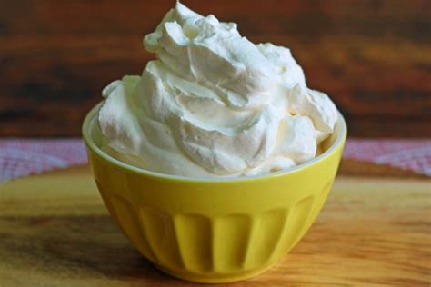 6 Hidden Health Benefits of Fresh Cream You May Not Know