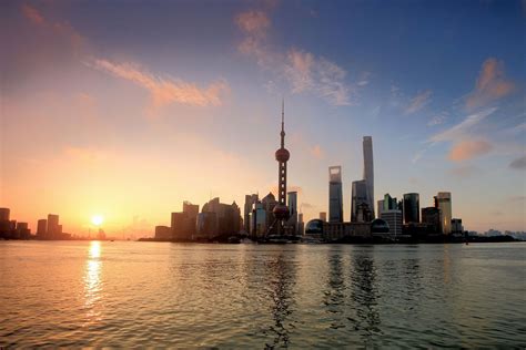 The Bund of Shanghai - Shanghai Attractions - China Top Trip