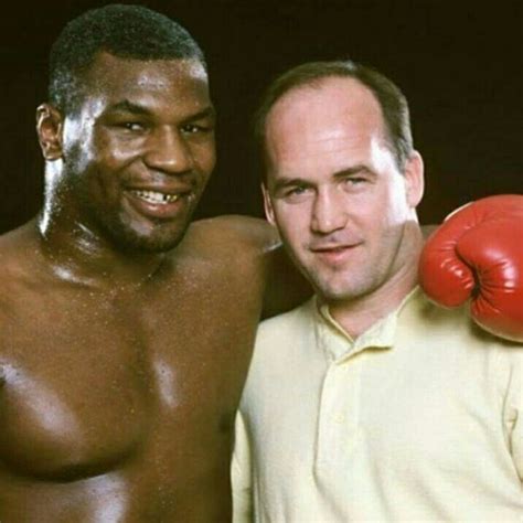 Mike Tyson and Kevin Rooney | Sport boxe, Club de boxe, Champion boxe