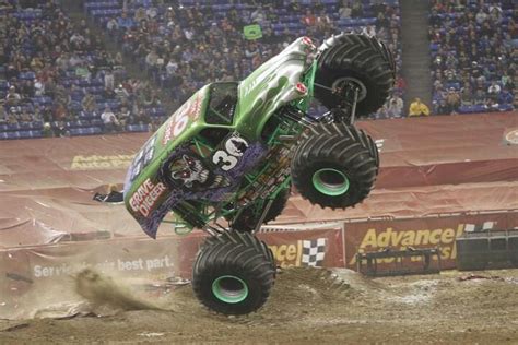 Dennis Anderson driving Grave Digger! | Monster trucks, Digger, Big trucks