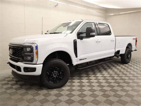 New 2023 Ford F-250 Super Duty Crew Cab XLT - 230949 | Chapman Automotive