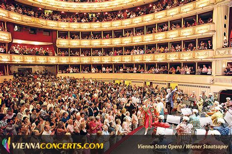 Vienna Mozart Concerts - Vienna Mozart Orchestra performing in the Golden Hall, Vienna State ...