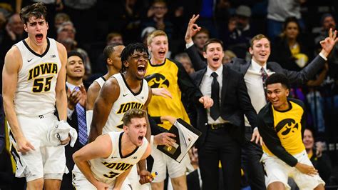 Iowa broadcaster Gary Dolphin caught ripping basketball team on-air