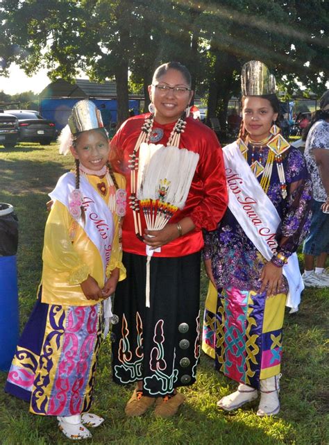 Tribal traditions: Honor important at 30th annual Iowa Tribe Powwow ...