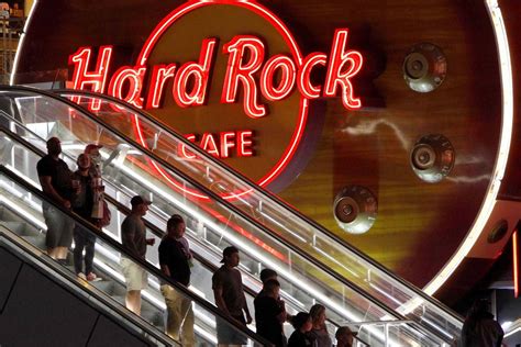 Hard Rock Cafe to celebrate 50th anniversary | Food | Entertainment