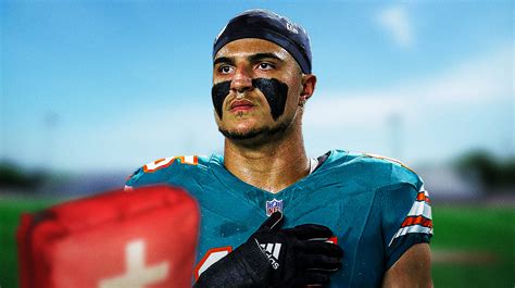 Dolphins' Jaelan Phillips season-ending injury revealed after Miami's ...