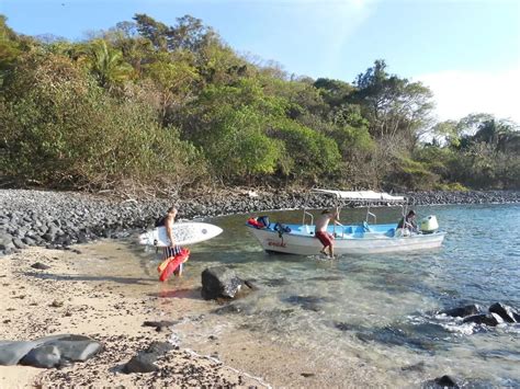 Surfing Chacala Nayarit And La Caleta Hidden Beach - Playas y Plazas