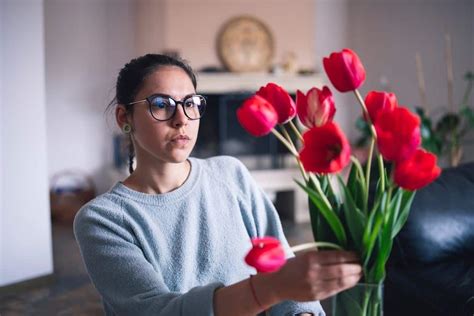 How To Care For Tulips Indoors? (10 Care Tips)